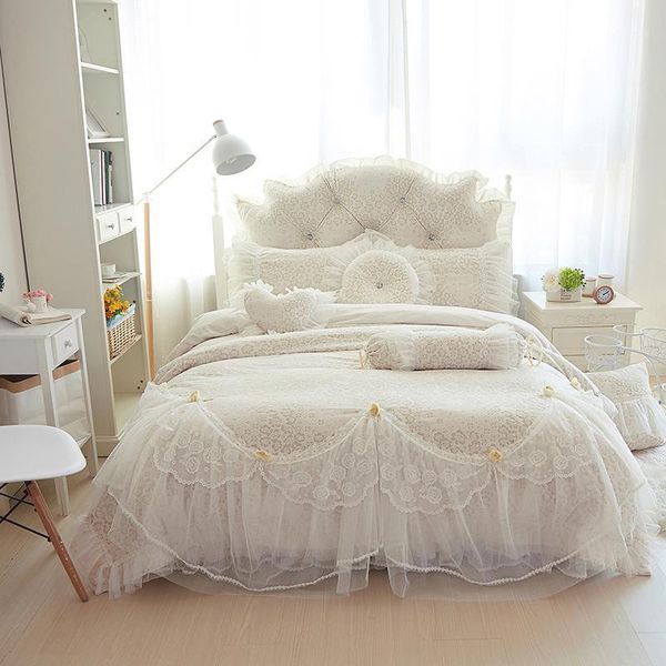 30korean princess lace bedding set winter fleece thick bedding sets full king size bedskirt duvet cover set bedsheet1
30korean princess lace bedding set winter fleece thick bedding sets full king size bedskirt duvet cover set bedsheet1