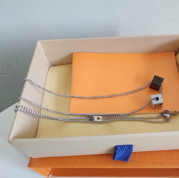 stainless steel necklace new pattern cube necklace for couple necklace personalized jewelry fashion trend supply, Silver
stainless steel necklace new pattern cube necklace for couple necklace personalized jewelry fashion trend supply, Silver