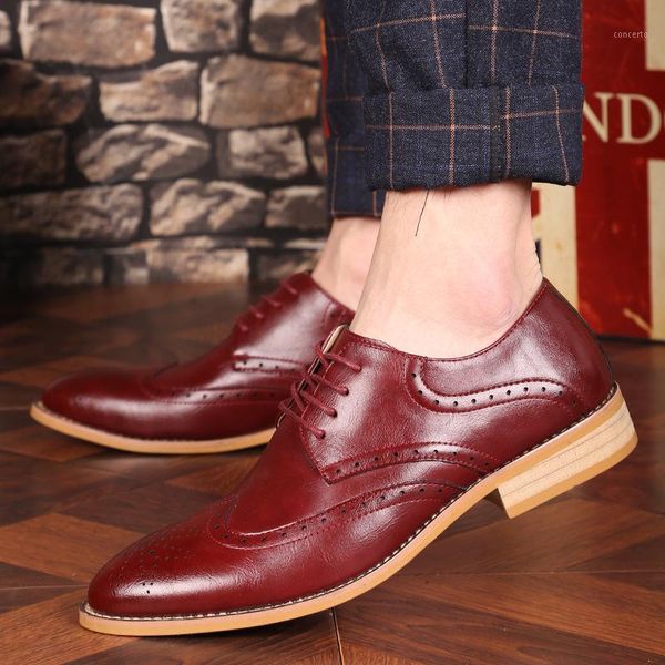 dress shoes men brogue lace-up pointed toe leather sapato masculino social male dress1, Black
dress shoes men brogue lace-up pointed toe leather sapato masculino social male dress1, Black