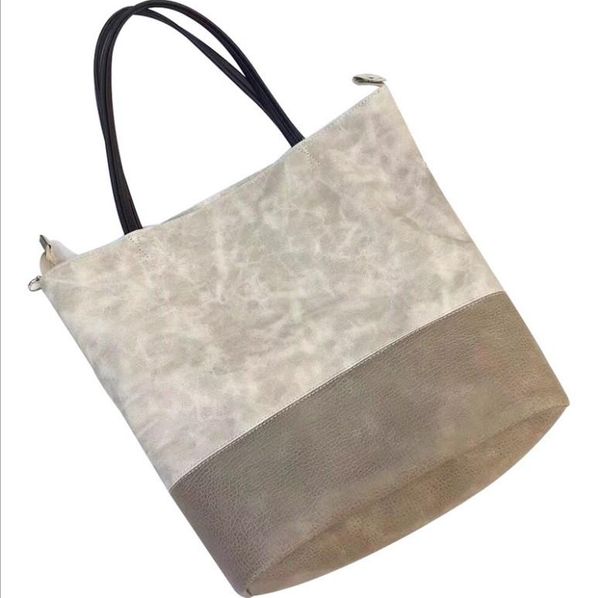 new women handbag splice leather handle bags luxury designer large casual totes female messenger bag bolsos mujer sac a main
new women handbag splice leather handle bags luxury designer large casual totes female messenger bag bolsos mujer sac a main