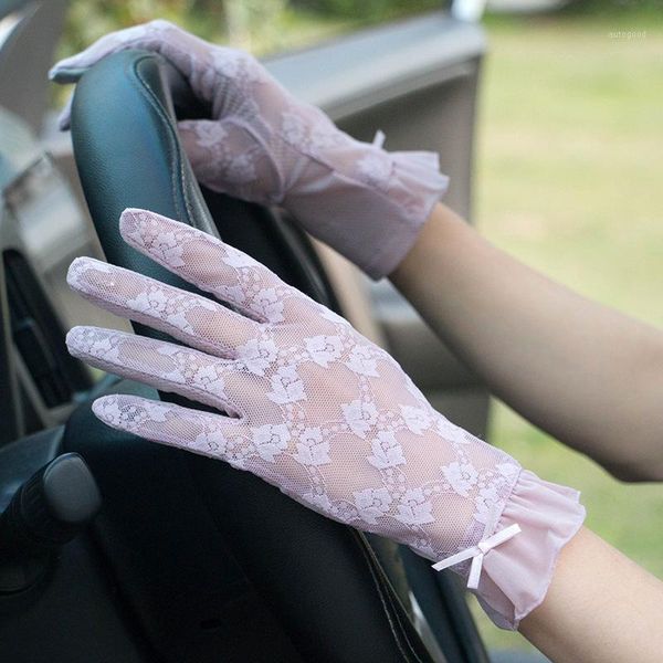 five fingers gloves summer lace thin sunscreen touch screen breathable hollow mesh anti-uv non-slip female elegant drive gloves1, Blue;gray
five fingers gloves summer lace thin sunscreen touch screen breathable hollow mesh anti-uv non-slip female elegant drive gloves1, Blue;gray