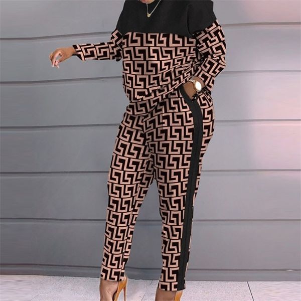 set of women spring autumn two pieces casual female print loose pants matching suit streetwear long sleeve and trousers 220315, White
set of women spring autumn two pieces casual female print loose pants matching suit streetwear long sleeve and trousers 220315, White