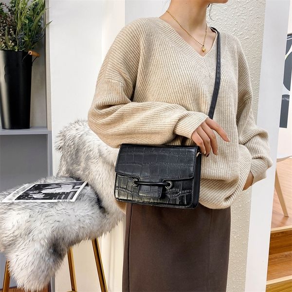 portable alligator pattern square hanbag women pu leather solid color messenger bag female street shoulder commuter tote satchel
portable alligator pattern square hanbag women pu leather solid color messenger bag female street shoulder commuter tote satchel