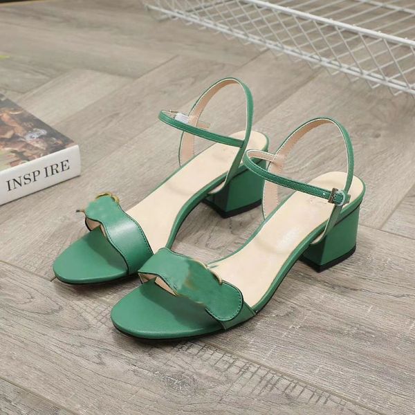 new girls luxury designer shoes office lady summer soft leather short heels sandals lady outdoor 5cm heel strap black sandals size 35-42
new girls luxury designer shoes office lady summer soft leather short heels sandals lady outdoor 5cm heel strap black sandals size 35-42