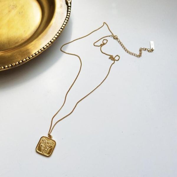 pendant necklaces 925 sterling sliver square flower chokers gold color round mirror charm snake chian short kolye, Silver
pendant necklaces 925 sterling sliver square flower chokers gold color round mirror charm snake chian short kolye, Silver