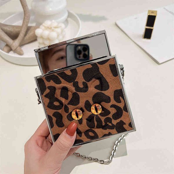 bags handbags fashion leopard cigarette case small korean 2021 personalized ins net red girl chain metal mouth, Black;red
bags handbags fashion leopard cigarette case small korean 2021 personalized ins net red girl chain metal mouth, Black;red