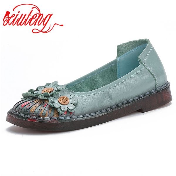 xiuteng 2020 summer ladies fashion brand women shoes elegant comfort woman's casual ol office shoes leisure genuine leather shoe 1006, Black;white
xiuteng 2020 summer ladies fashion brand women shoes elegant comfort woman's casual ol office shoes leisure genuine leather shoe 1006, Black;white