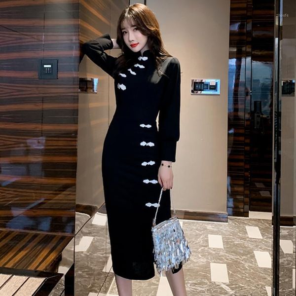 2019 chinese dress elegant side split qipao dress long sleeve party robe women cheongsam vintage evening1, Red
2019 chinese dress elegant side split qipao dress long sleeve party robe women cheongsam vintage evening1, Red