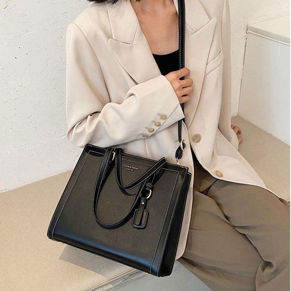 cross body 2021 women fashion office handbags big totes travel crossbody bag large capacity handbag simple shoulder girl shopping bags
cross body 2021 women fashion office handbags big totes travel crossbody bag large capacity handbag simple shoulder girl shopping bags