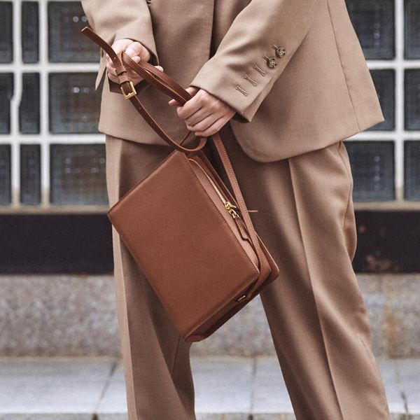 women's square leather shoulder bag ladies winter fashion crossbody bags leather shoulder strap ladies all-match messenger bag
women's square leather shoulder bag ladies winter fashion crossbody bags leather shoulder strap ladies all-match messenger bag