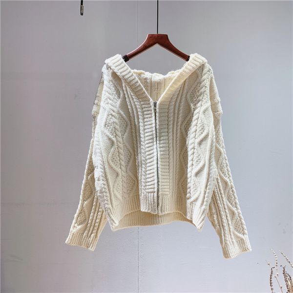2021 new core-spun yarn literary academy style geometric hooded solid color sweater jacket female autumn new knitted cardigan 1162, White;black
2021 new core-spun yarn literary academy style geometric hooded solid color sweater jacket female autumn new knitted cardigan 1162, White;black
