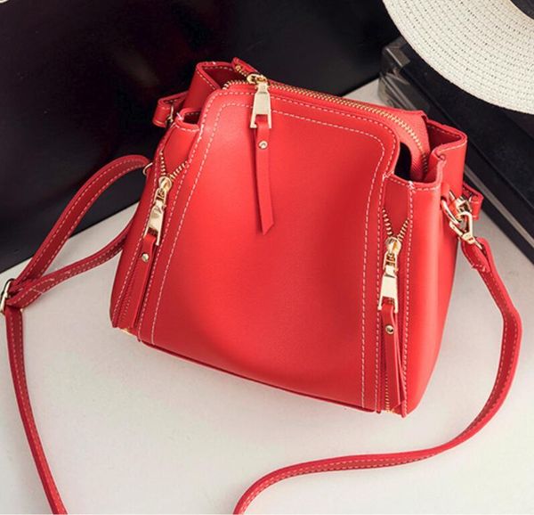 women's handbags small bag 2020 korean version of the portable bucket bag shoulder messenger fashion wild mini
women's handbags small bag 2020 korean version of the portable bucket bag shoulder messenger fashion wild mini