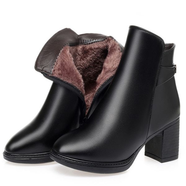 2021 new winter round toe big size 35-41 42 43 genuine leather snow wool warm boots women high heels nel3, Black
2021 new winter round toe big size 35-41 42 43 genuine leather snow wool warm boots women high heels nel3, Black