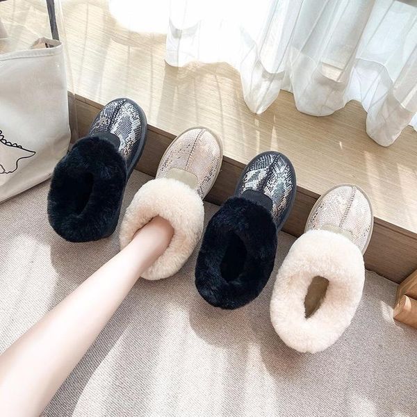 2020 rubber platform short boots for women flats round toe suede ankle boots for women warm winter snow r14-24, Black