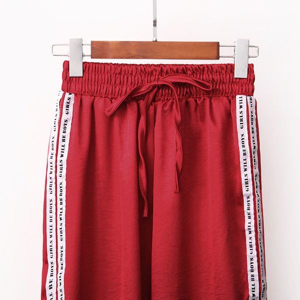 2021 new trousers on the trail of women bohemia plissado broad legs from women's beach summer pants high belt chic streetwear track 06r, Black;white
2021 new trousers on the trail of women bohemia plissado broad legs from women's beach summer pants high belt chic streetwear track 06r, Black;white