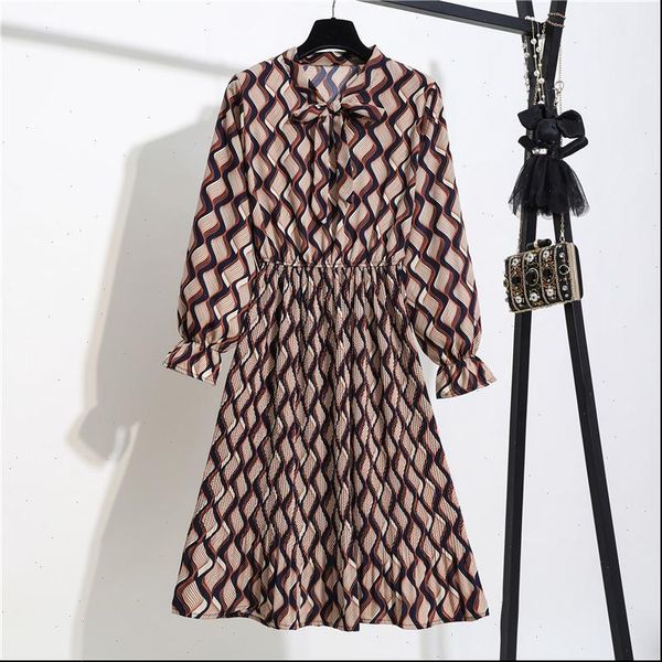 spring long sleeve shirt dress korean lady summer a line midi party chiffon women casual retro floral print dress vestidos, Black;gray
spring long sleeve shirt dress korean lady summer a line midi party chiffon women casual retro floral print dress vestidos, Black;gray
