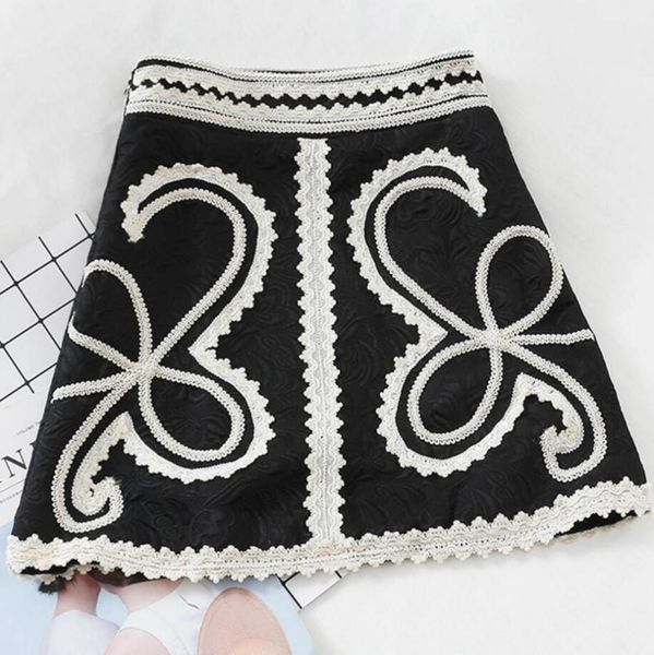 2021 small spring fragrance heavy work embroidered mini female high to line waist skirt q727 hrof, Black
2021 small spring fragrance heavy work embroidered mini female high to line waist skirt q727 hrof, Black