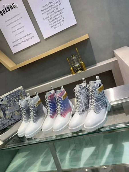 design woman leisure sports boots, men platform letters short boots luxury ladies shoes flat shoes large size 35-41 fashion shoes, Black
design woman leisure sports boots, men platform letters short boots luxury ladies shoes flat shoes large size 35-41 fashion shoes, Black