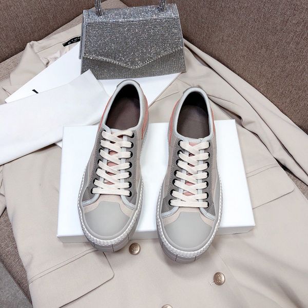 women's 2020 new autumn lace up high rise canvas sports shoes with thick sole and color matching casual shoes, reverse velvet rubber, Black
women's 2020 new autumn lace up high rise canvas sports shoes with thick sole and color matching casual shoes, reverse velvet rubber, Black