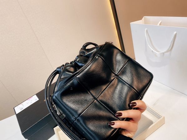 show style lucky bag nano speedy mini bucket brand classic designers shoulder bags crossbody bag genuine leather luxury handbags
show style lucky bag nano speedy mini bucket brand classic designers shoulder bags crossbody bag genuine leather luxury handbags