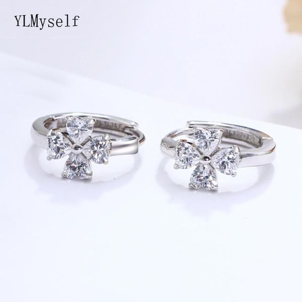 small circle earrings with cubic zirconia crystal stones flower trendy jewelry for girl round hoop earrings, Golden;silver
small circle earrings with cubic zirconia crystal stones flower trendy jewelry for girl round hoop earrings, Golden;silver