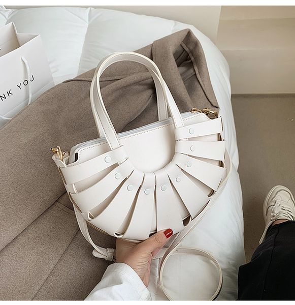 hbp luxury ladies tote bag 2021 spring new high-quality pu leather women's designer handbag travel shoulder messenger bag
hbp luxury ladies tote bag 2021 spring new high-quality pu leather women's designer handbag travel shoulder messenger bag