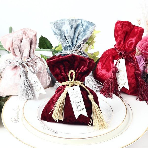 new velvet gift bag with thanks card & fringed wedding favors and gift box candy boxes for wedding baby shower party supplies1
new velvet gift bag with thanks card & fringed wedding favors and gift box candy boxes for wedding baby shower party supplies1