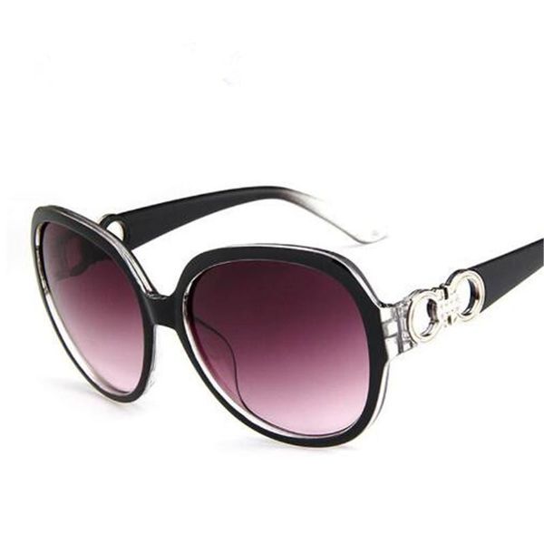 sunglasses fashion women brand designer oval style sun glasses for lady female rivet shades uv, White;black
sunglasses fashion women brand designer oval style sun glasses for lady female rivet shades uv, White;black