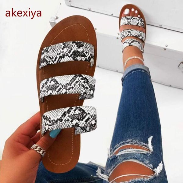 2020women slippers fashion wild beach shoes snake totem three-layer non-slip outdoor slippers sandals flat bottom women1, Black
2020women slippers fashion wild beach shoes snake totem three-layer non-slip outdoor slippers sandals flat bottom women1, Black