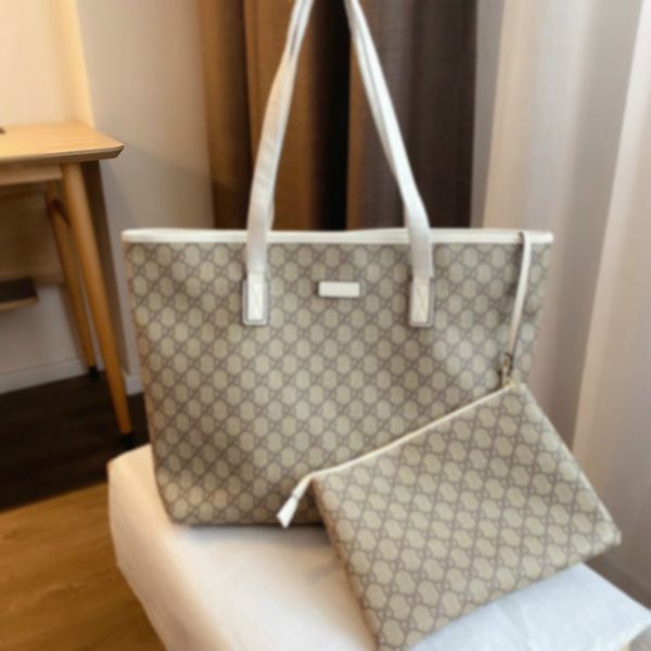 december 2020 designer ladies handbag original design womens shoulder bag perfect quality exquisite printing women bag womens backpack 725
december 2020 designer ladies handbag original design womens shoulder bag perfect quality exquisite printing women bag womens backpack 725