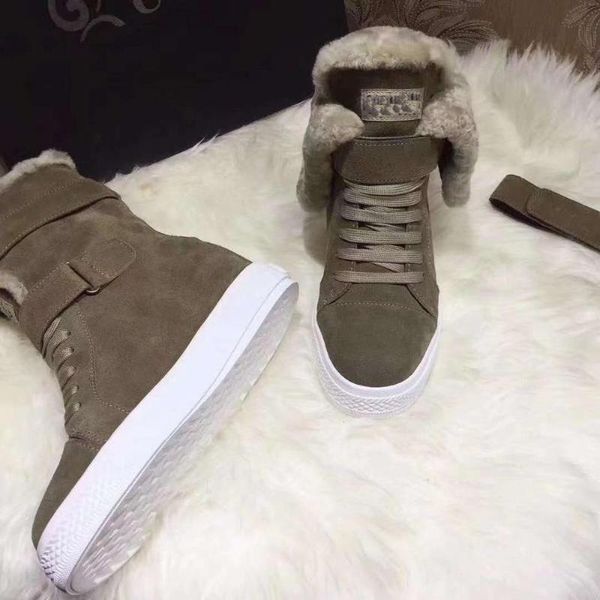 vallu2020 winter new fashion all-match real hair eversion inward increase comfort warm snow boots wear-resistant and non-slip, Black
vallu2020 winter new fashion all-match real hair eversion inward increase comfort warm snow boots wear-resistant and non-slip, Black