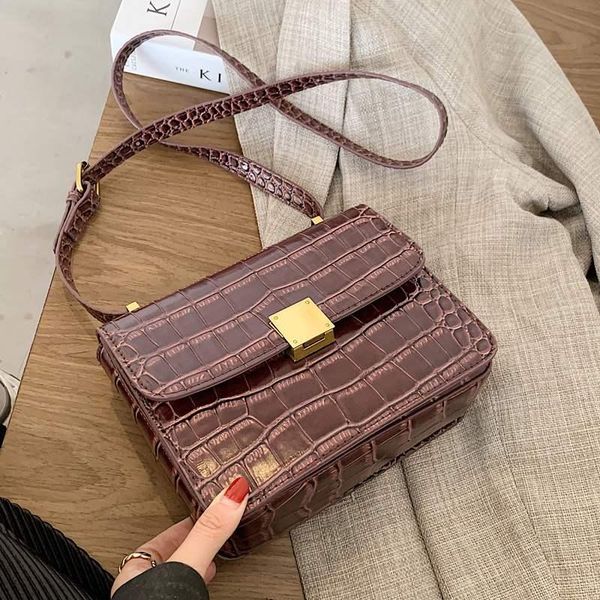 swdf малый кожа pu лепестковые сумки для женщин 2020 winter trendy камень шаблон crossbody плеча сумки трендовом мешок руки
swdf малый кожа pu лепестковые сумки для женщин 2020 winter trendy камень шаблон crossbody плеча сумки трендовом мешок руки