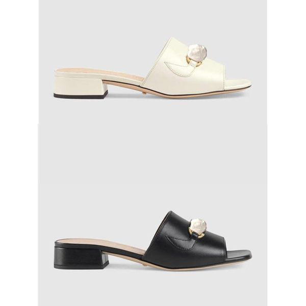 italy summer 2020 classic genuine leather zumi sandals low heel sandals designer metal lady sandals large size 35-42 eur us11 with shoes box, Black
italy summer 2020 classic genuine leather zumi sandals low heel sandals designer metal lady sandals large size 35-42 eur us11 with shoes box, Black