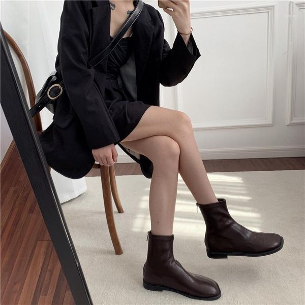 back zip brand women's shoes rubber boots winter footwear flat heel boots-women zipper fashion rain autumn ankle 2021 ladies1, Black 
back zip brand women's shoes rubber boots winter footwear flat heel boots-women zipper fashion rain autumn ankle 2021 ladies1, Black