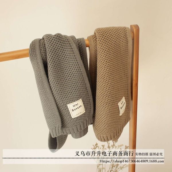 baby's winter autumn honeycomb wool and neck pure color large white label children's knitting letter scarf gkyw, Red;brown
baby's winter autumn honeycomb wool and neck pure color large white label children's knitting letter scarf gkyw, Red;brown