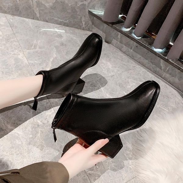 brand women's shoes woman flat boots booties ladies round toe boots-women winter footwear fashion low rock autumn, Black
brand women's shoes woman flat boots booties ladies round toe boots-women winter footwear fashion low rock autumn, Black