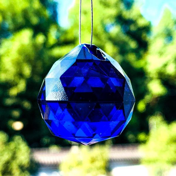 5pcs 30mm blue color crystal suncatcher chandelier pendant faceted balls prism rainbow maker for home wedding decoration h jllvfn
5pcs 30mm blue color crystal suncatcher chandelier pendant faceted balls prism rainbow maker for home wedding decoration h jllvfn