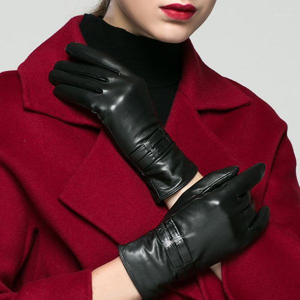 real leather gloves female winter thicken plus velvet short touchscreen goatskin lady driving anti-wind woman' gloves k703s1, Blue;gray
real leather gloves female winter thicken plus velvet short touchscreen goatskin lady driving anti-wind woman' gloves k703s1, Blue;gray