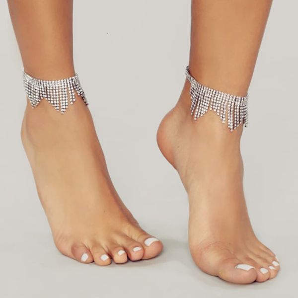 2021 new short tassel full foot simple bridal diamond jewelry body chain swimsuit bandage bathing suits pad
2021 new short tassel full foot simple bridal diamond jewelry body chain swimsuit bandage bathing suits pad