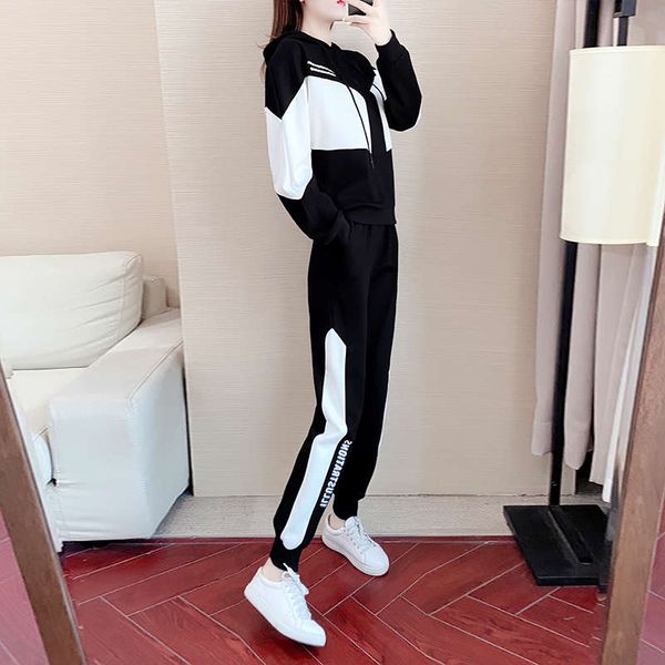 korean version of autumn and winter plush sweater suit, Black
korean version of autumn and winter plush sweater suit, Black