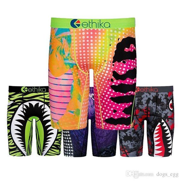 2020 new men's fashionable shorts print ethika sports casual underwear random mix exclusive packaging 001, White;black
2020 new men's fashionable shorts print ethika sports casual underwear random mix exclusive packaging 001, White;black