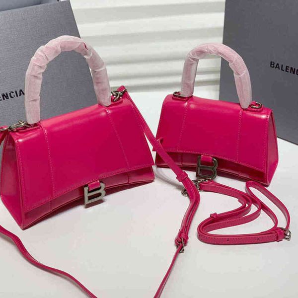 handbag classic luxurys designer half moon tote women's small motorcycle bag crocodile balencaigass crossbody clutch vintage shoulder b
handbag classic luxurys designer half moon tote women's small motorcycle bag crocodile balencaigass crossbody clutch vintage shoulder b