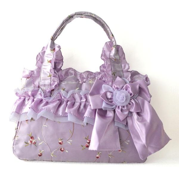 2020 gentlewoman lace bag handbag embroidery floral ladies bag embroidered tote sweet bride girl handle shoulder
2020 gentlewoman lace bag handbag embroidery floral ladies bag embroidered tote sweet bride girl handle shoulder