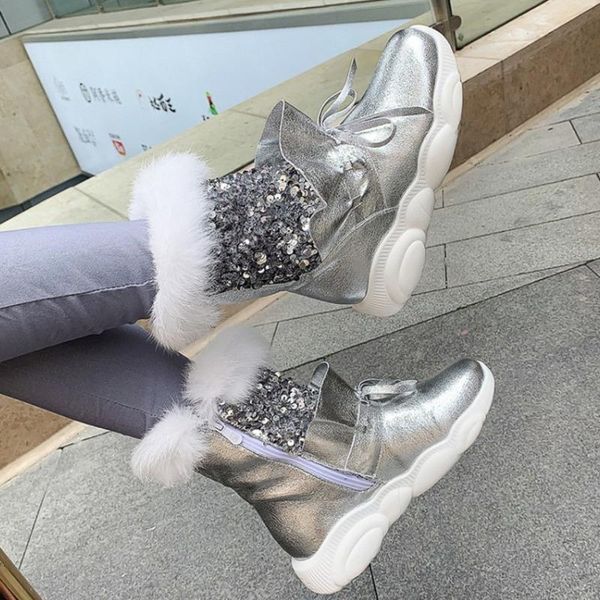 2021 new women's shoes snow boots winter contracted joker fashion sequins flanging black, white and silver are optional
2021 new women's shoes snow boots winter contracted joker fashion sequins flanging black, white and silver are optional