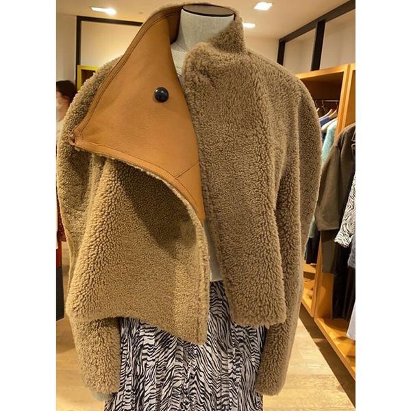 women's fur & faux 2021 winter style fashion easy trend versatile wear both front and back keep warm integrated coat women, Black
women's fur & faux 2021 winter style fashion easy trend versatile wear both front and back keep warm integrated coat women, Black