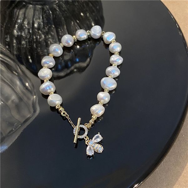little bee freshwater pearl bracelet niche design fashion net red feeling show hand white bracelet 14k real gold, Silver
little bee freshwater pearl bracelet niche design fashion net red feeling show hand white bracelet 14k real gold, Silver