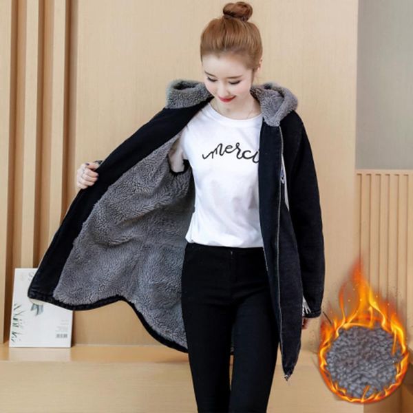women's jackets warm winter hooded denim jacket women wool lining basic autumn jean coat 2021 female loose casual parkas, Black;brown
women's jackets warm winter hooded denim jacket women wool lining basic autumn jean coat 2021 female loose casual parkas, Black;brown