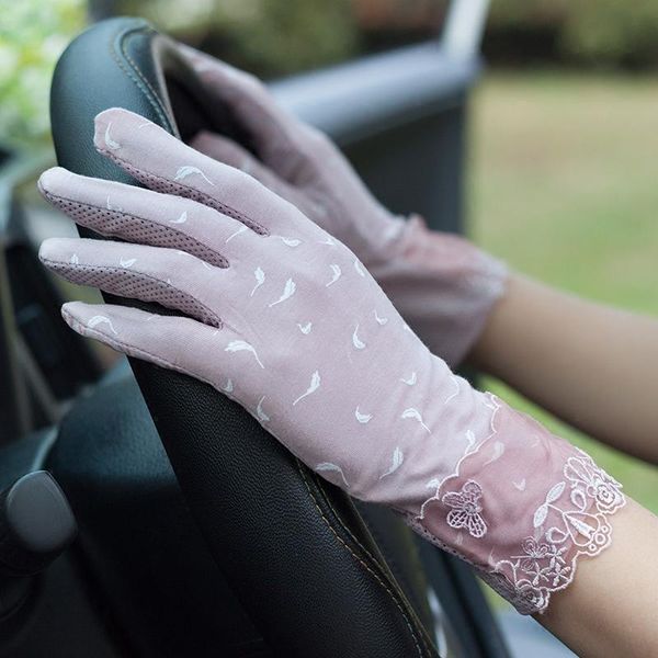 woman gloves natural stretch cotton summer sunscreen cotton gloves female thin anti-uv short driving butterfly feather fs19, Blue;gray
woman gloves natural stretch cotton summer sunscreen cotton gloves female thin anti-uv short driving butterfly feather fs19, Blue;gray