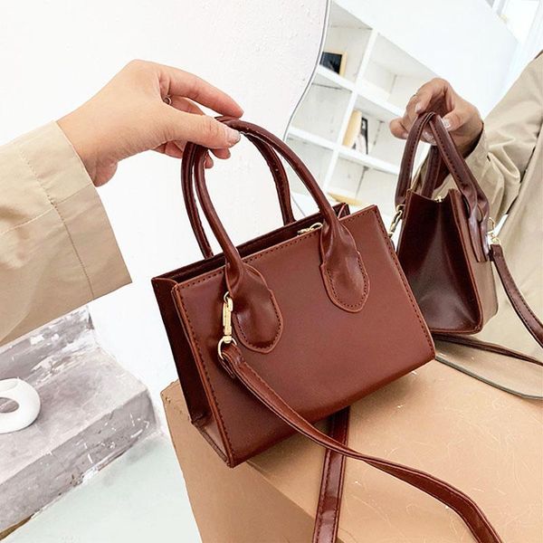 women shoulder bag 2020 luxury handbag leather solid color messenger bag vintage women crossbody bags designer hand tote
women shoulder bag 2020 luxury handbag leather solid color messenger bag vintage women crossbody bags designer hand tote