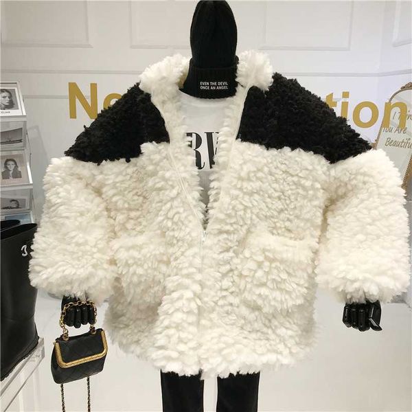 color matching lamb hair coat women autumn/winter 2020 niche design new loose ins fashionable warm and fluffy coat, Black
color matching lamb hair coat women autumn/winter 2020 niche design new loose ins fashionable warm and fluffy coat, Black